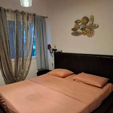 Don House Vila Golem (Tirana)