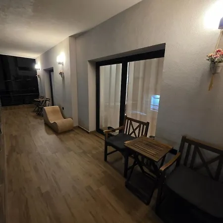 Don House Vila Golem (Tirana)