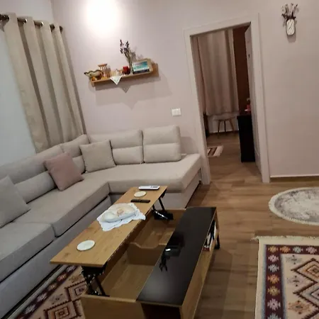 Villa Don House Golem (Tirana)
